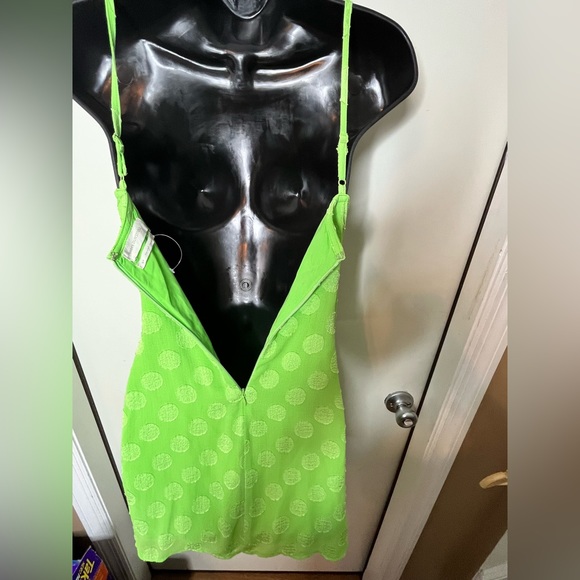 Urban Outfitters Lime Green Circle Spaghetti Strap Mini dress Sz Small - Picture 10 of 10